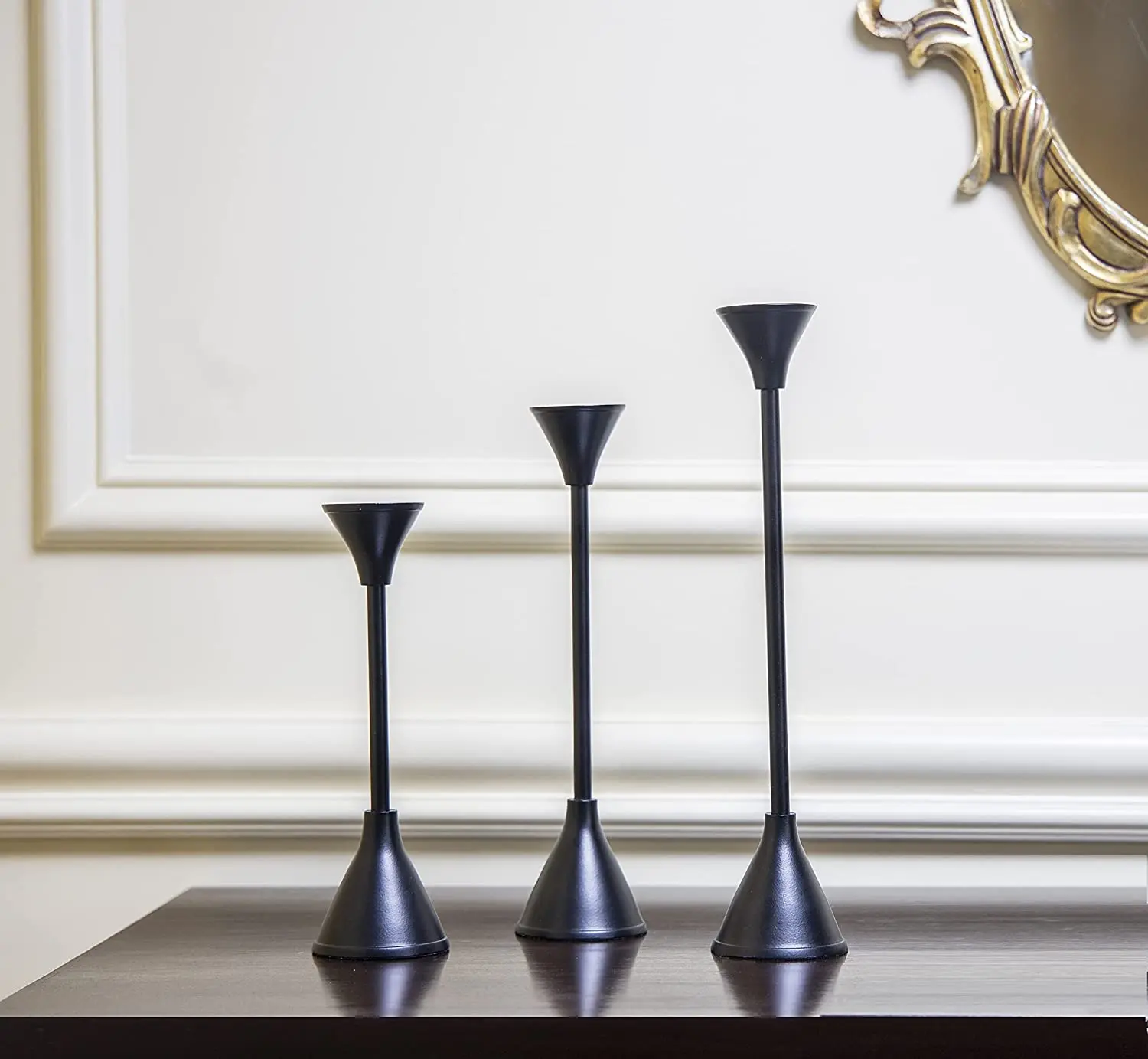 Factory Prices Candle Holder Black  Centerpiece Acrylic Glass Candle Holder Candlestick Holder For Decoration Uses