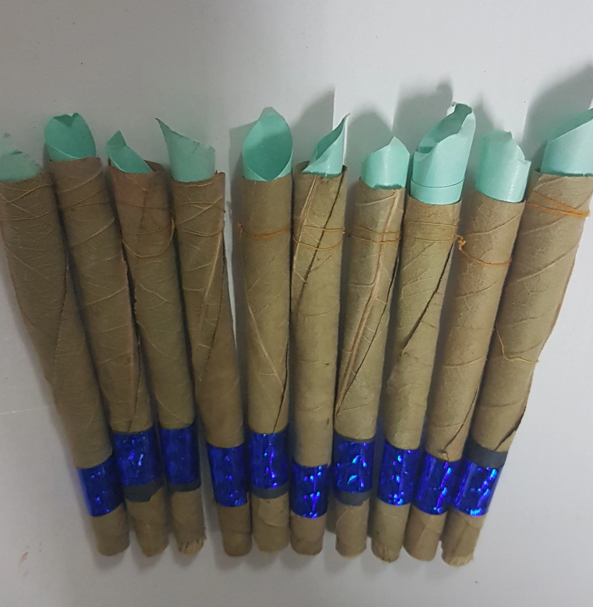 OEM Natural leaf Pre rolled cones Green Leaf blunts Wood tips