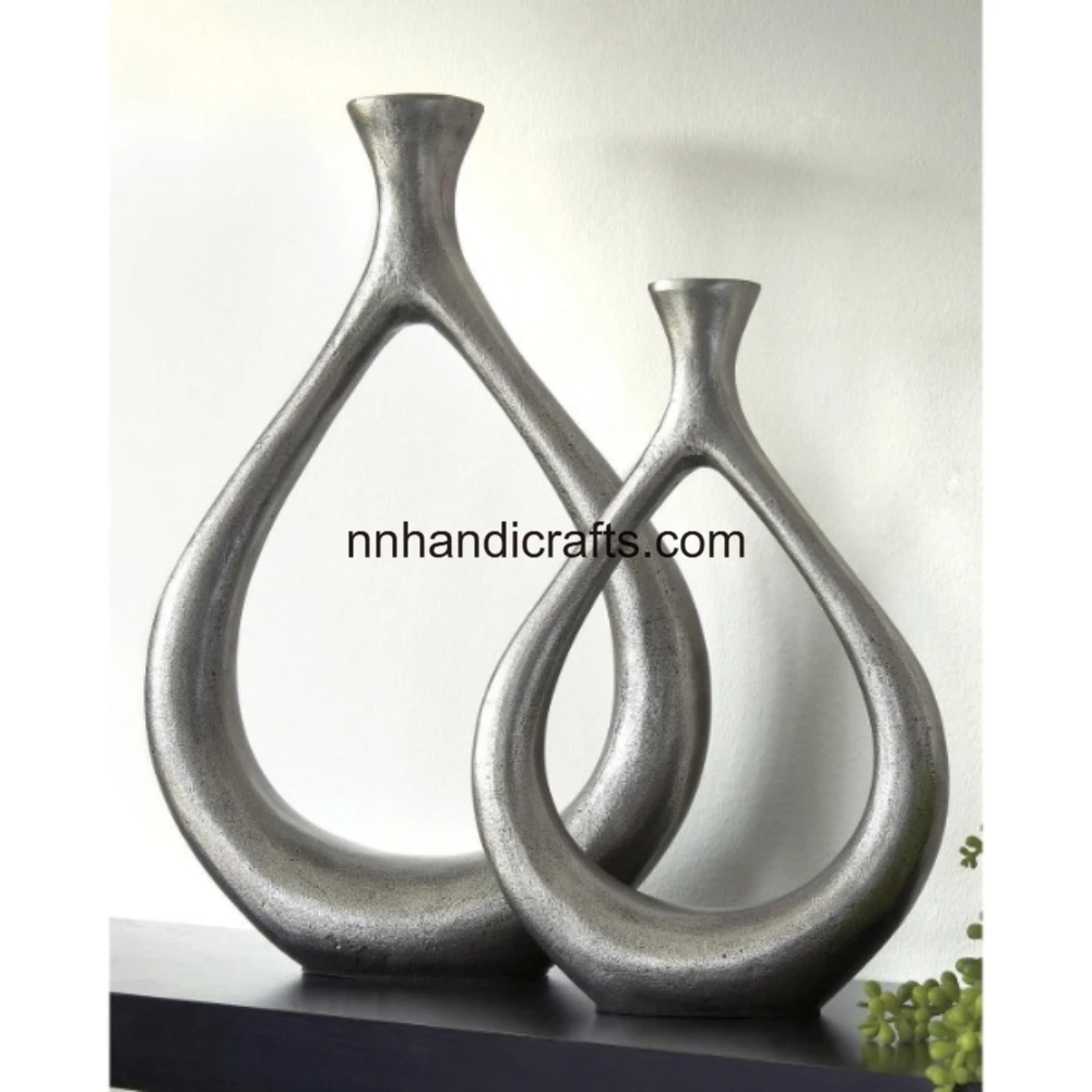 Best Standard Quality Metal Steel Iron Copper Antique Vintage Luxury Modern Unique Latest Metal Vase For Restaurant Flowers Vase
