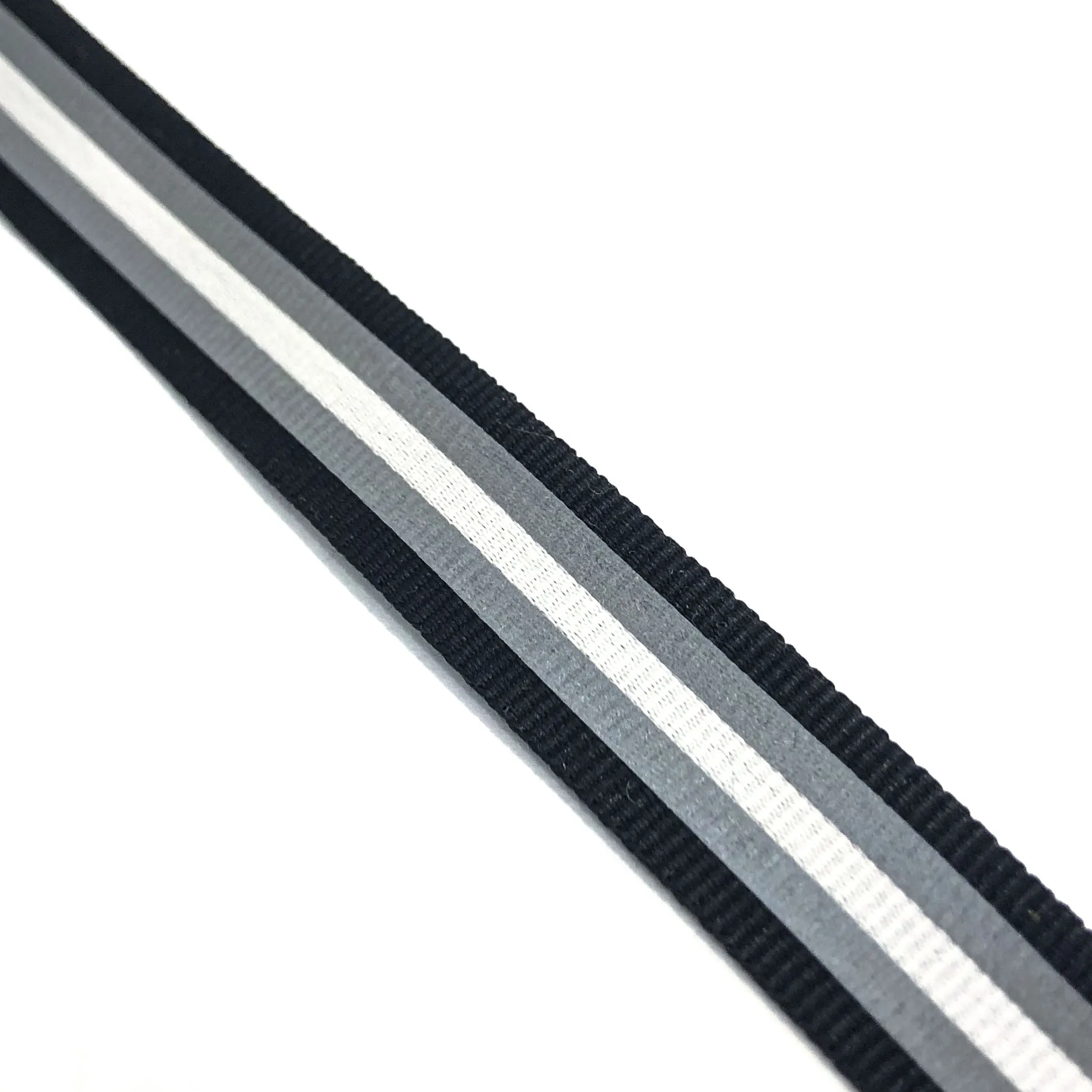 
JL-DEMO-WFJ-B0271 Jacquard webbing with reflective film for sportswear and fashion clothings 