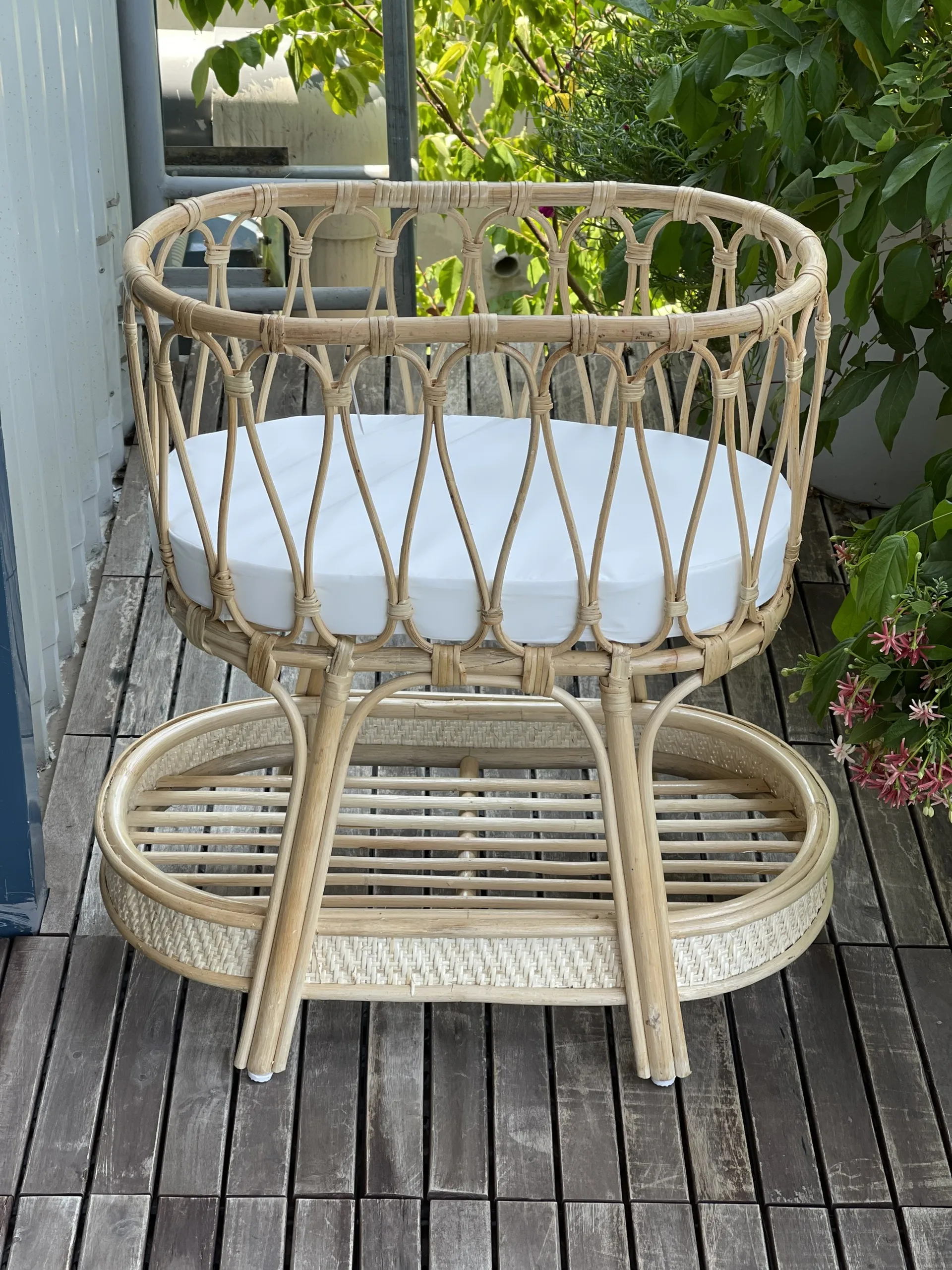 Vietnam manufacturer rattan doll crib