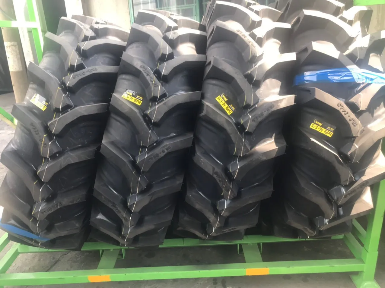  AGRICULTURE BUTYL INNER TUBE - 12.00-24
