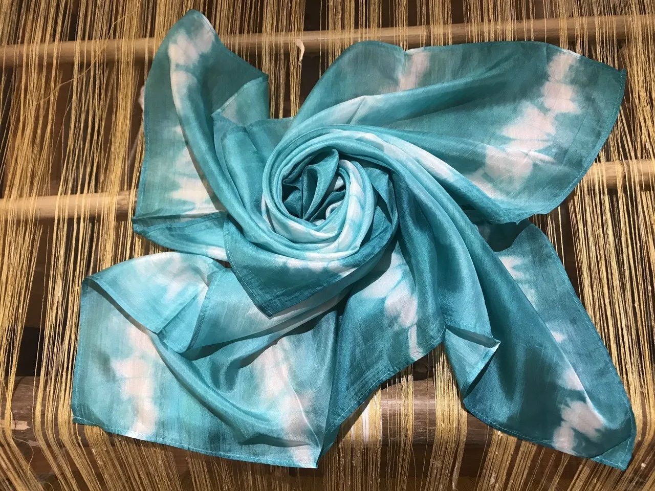 
Wholesale Reasonable Price 1x1m Square Silk Craft With Natural Silk Material Used For Keep Warm 