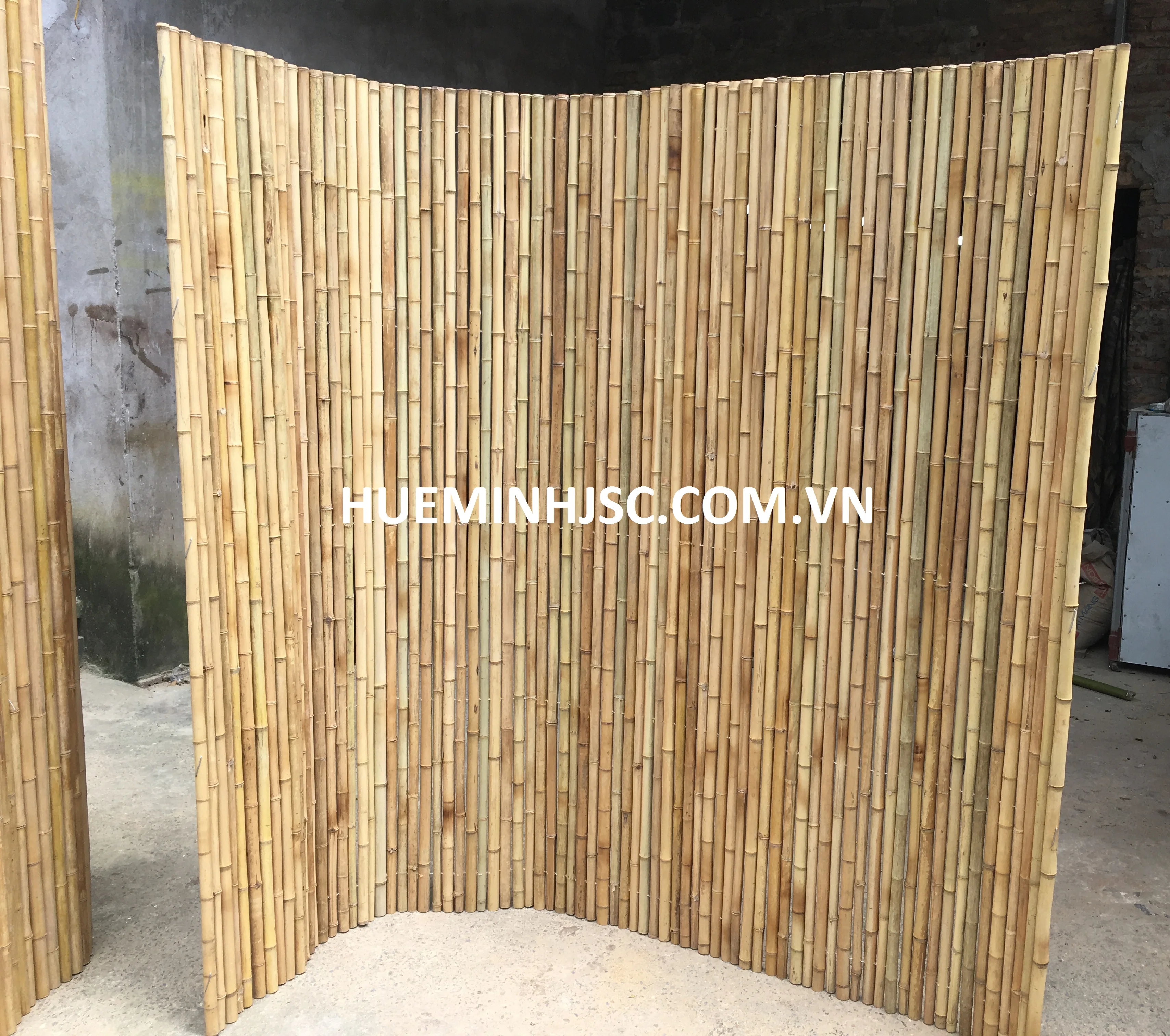High quality Smoke Bamboo fences for garden 100% Vietnamese natural forest bamboo easy to assemble environmentally friendly