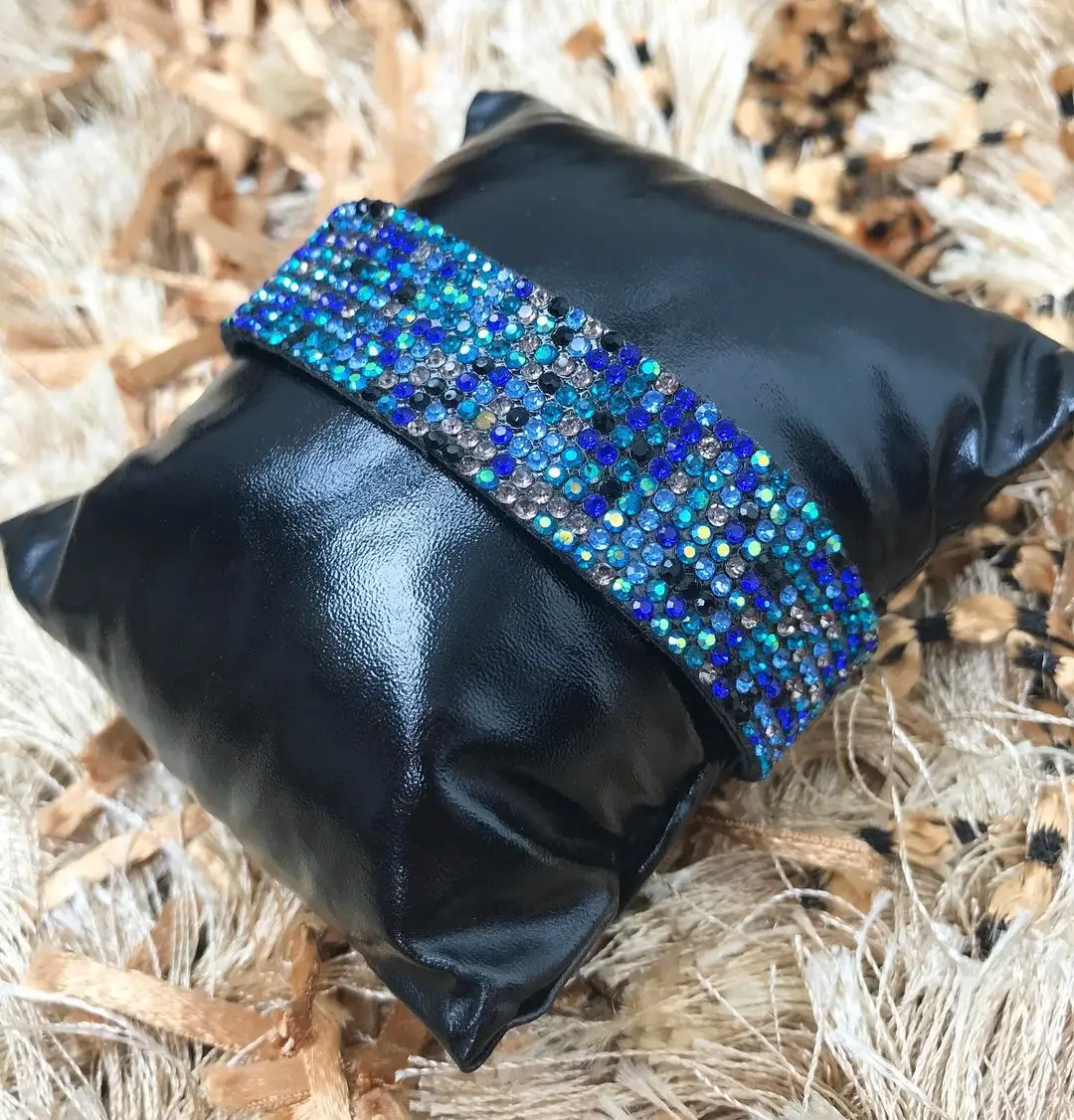 Super Quality Fashion Suede Leather Bangles Type Wrap Bracelet With Two Tone Crystal/ Rhinestone/Beaded Manufacturer