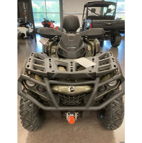 Brand New OUTLANDER 450 can am ATV