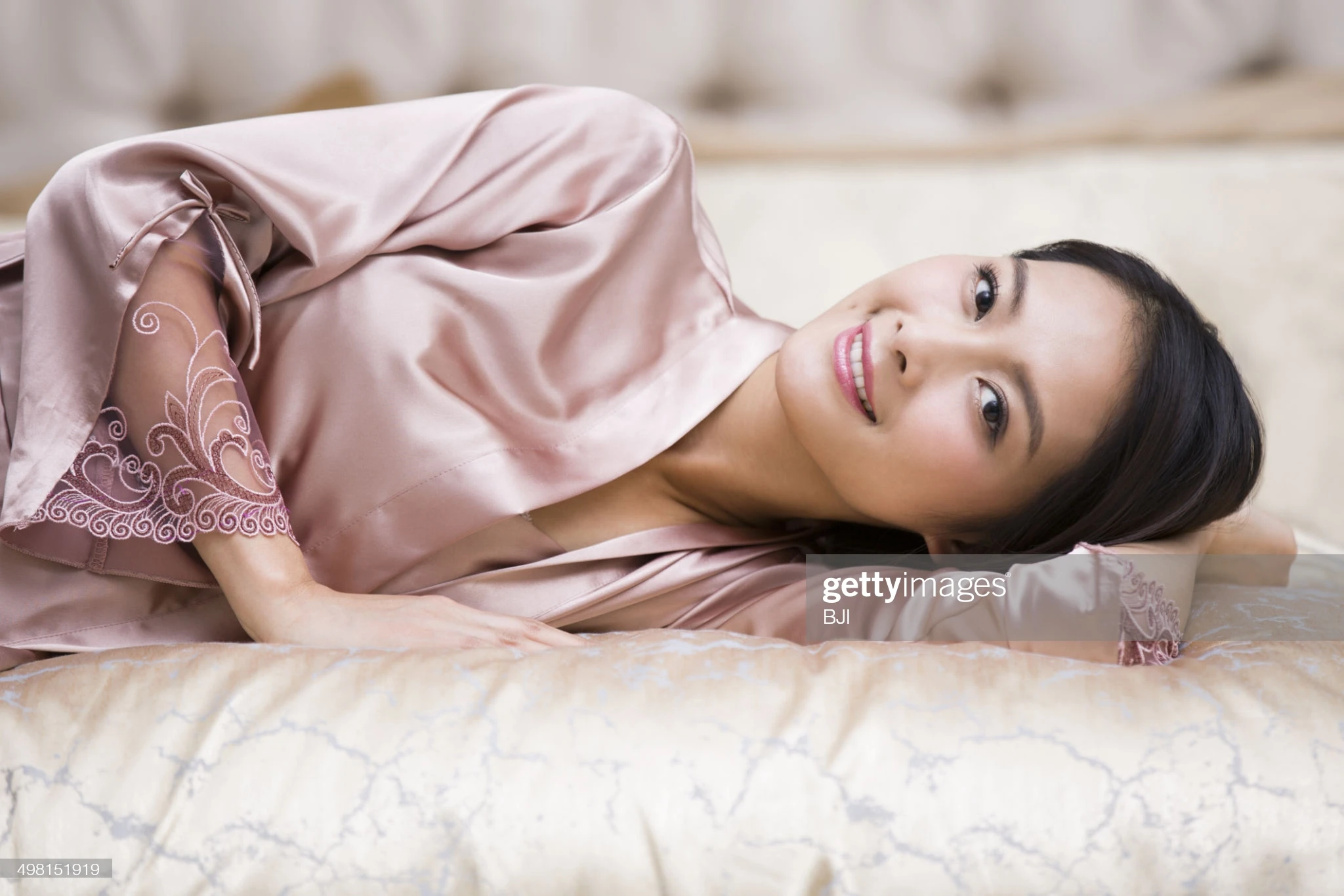 Luxury dressing gown luxurious bath Rich people Dressing Gown Satin Bathrobe Nightdress