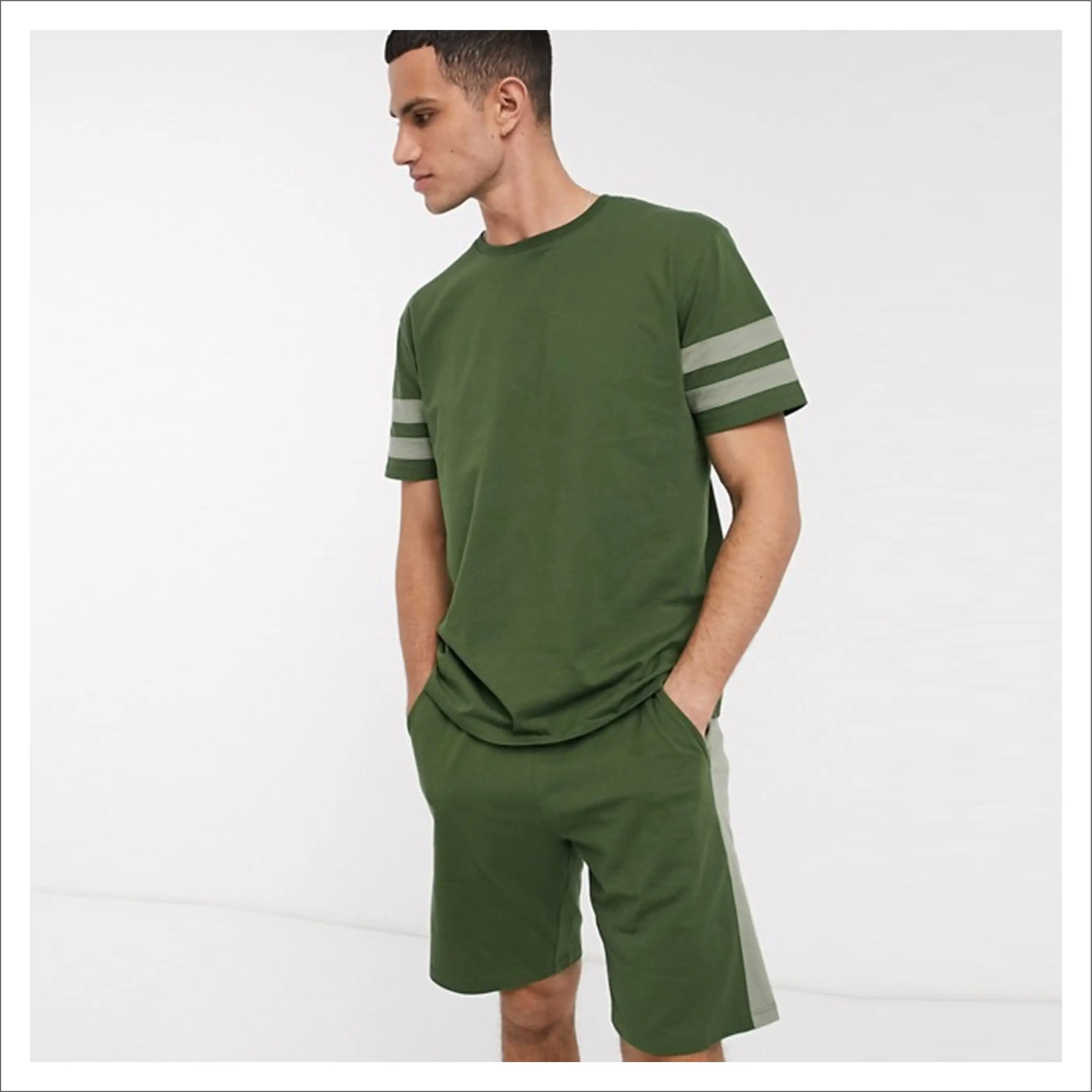  Полностью сделанный на заказ хлопковый двойной комплект шорты и футболка с боковыми полосками вашим собственным дизайном