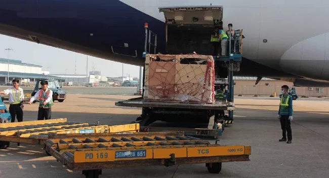 Вьетнамский напиток AVINAA 3A 700 мл водка для риса и вина с длительным сроком годности