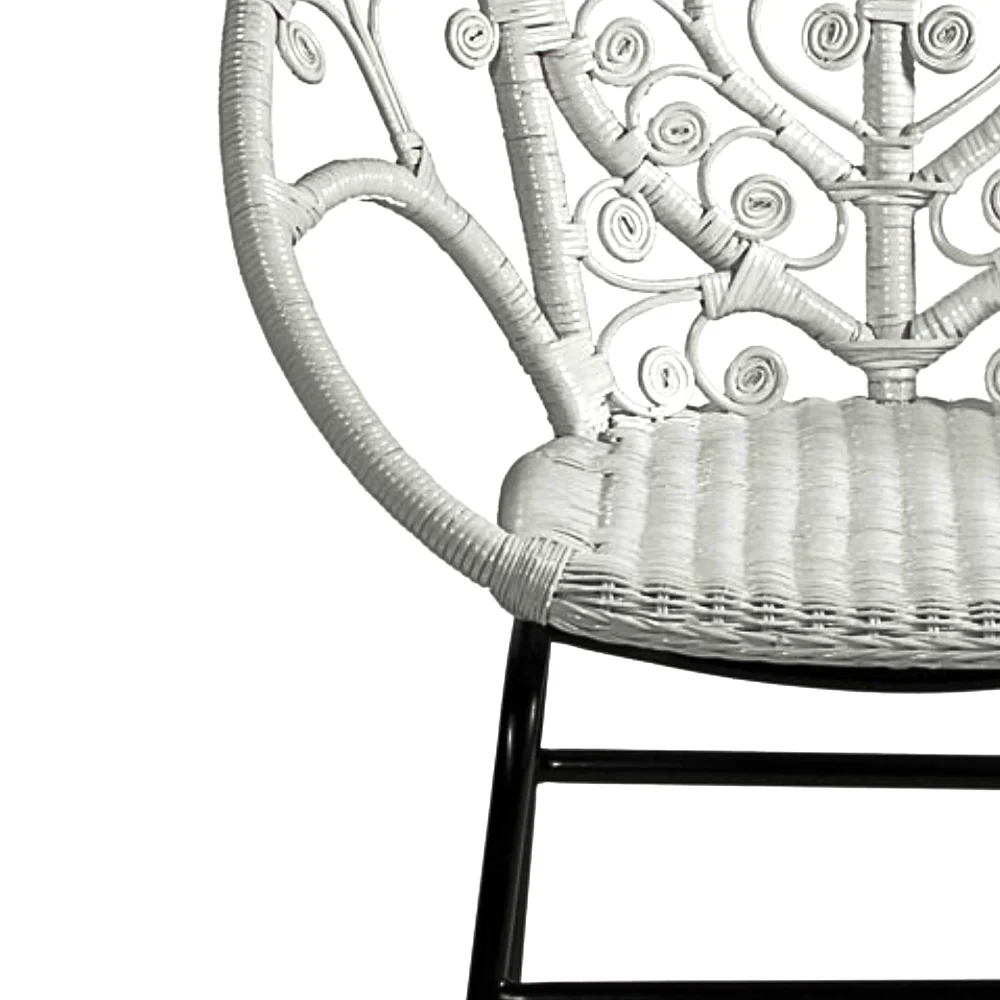 Best Seller Wholesale Natural Rattan Chair Furniture White Color and Leg Metal Powder Coated