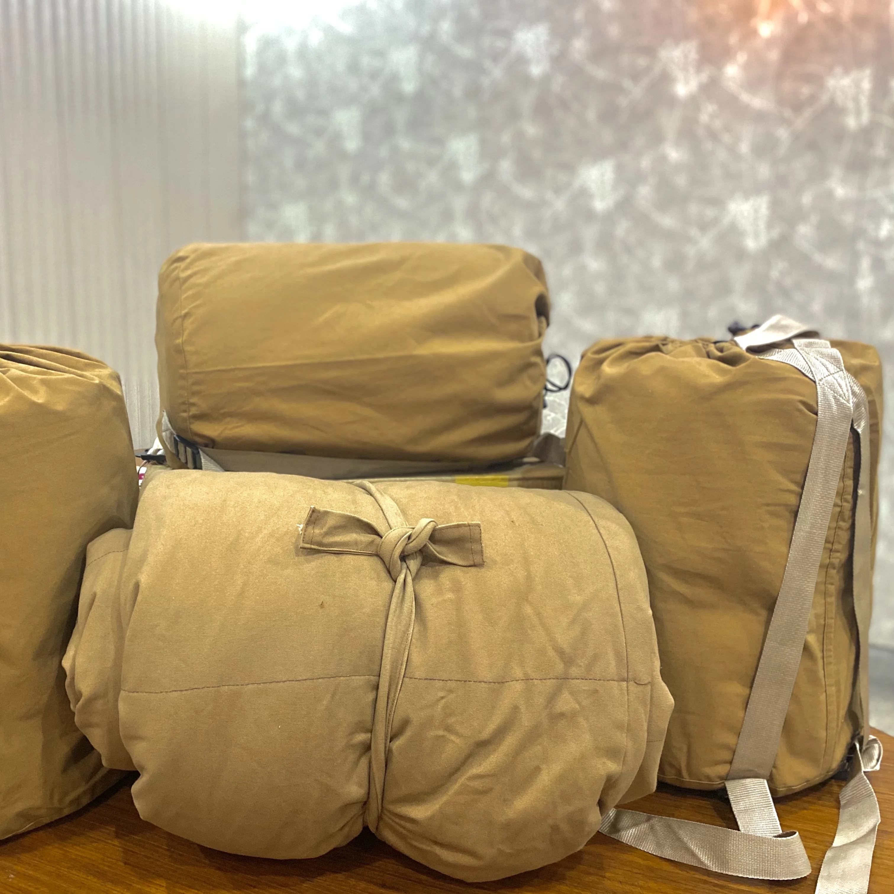 High Quality Cotton Canvas Middle Eastern Arab Water Resistant Resistant Cold Desert Refugee Sleeping Bags