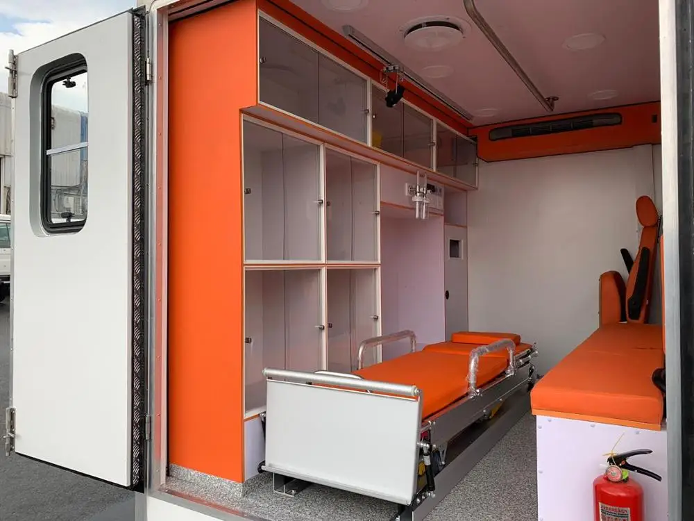 Ambulance for Factory Price Sale Hilux Box Type Ambulance White Color Ambulance Car