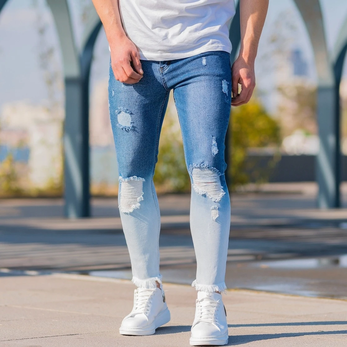 Casual 100% Cotton Men Ragged Degrade Jeans in Blue New Man Straight Style High Quality with Wholesale Offer Trend 2022 Nonwoven
