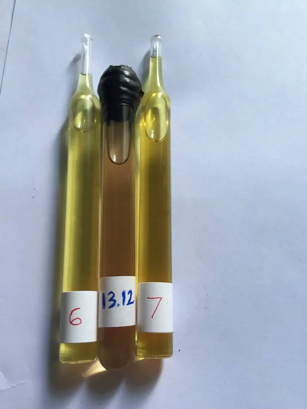 
Cadanol Oil 