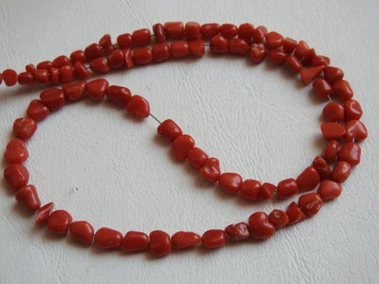 Natural Red Coral Smooth Tumble,Nuggets,Irregular Shape Bead,Loose Gemstone,Handmade,For Making Jewelry,14Inch 6-5MM Long Approx