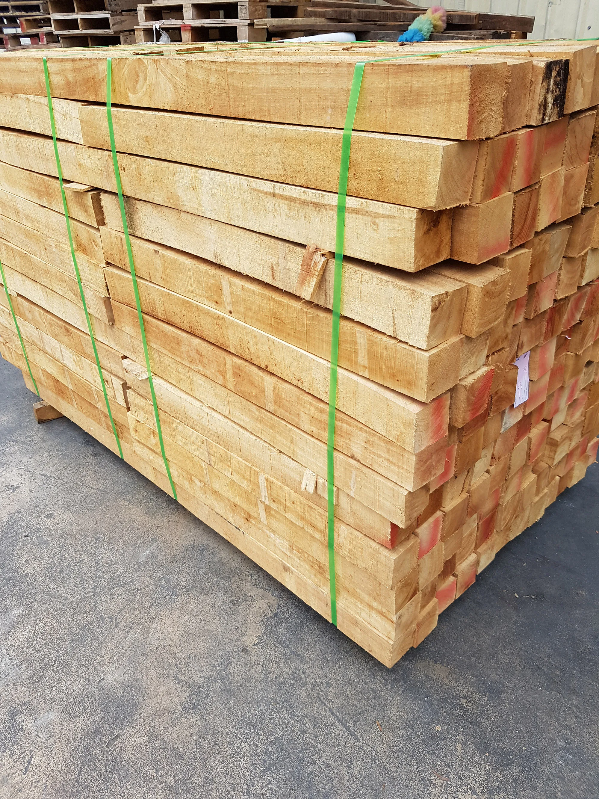 Natural Color Block Type Rubber Wood Sawn Timber From Malaysia