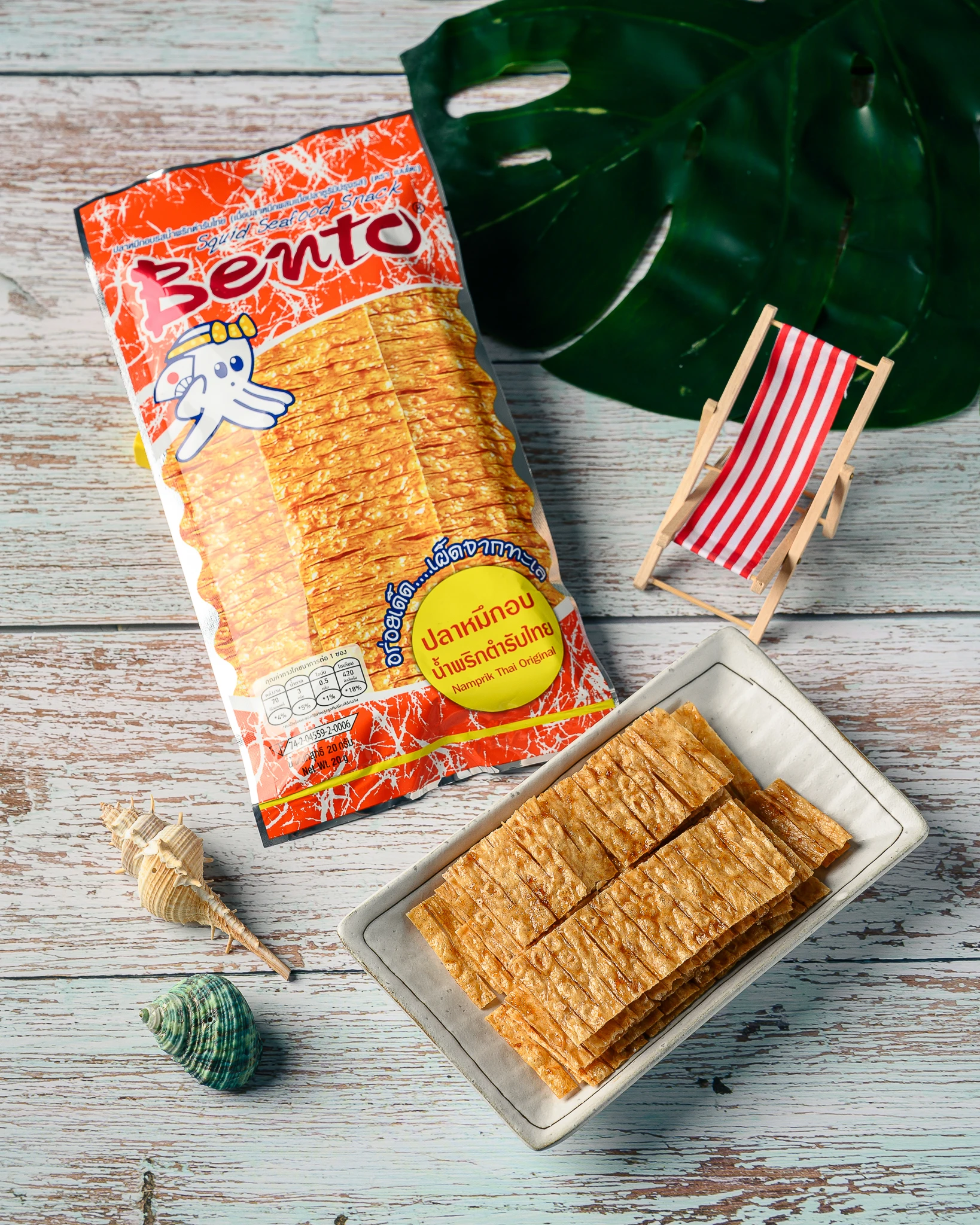 
Bento Squid Seafood Snack Sweet and Spicy 20g. 