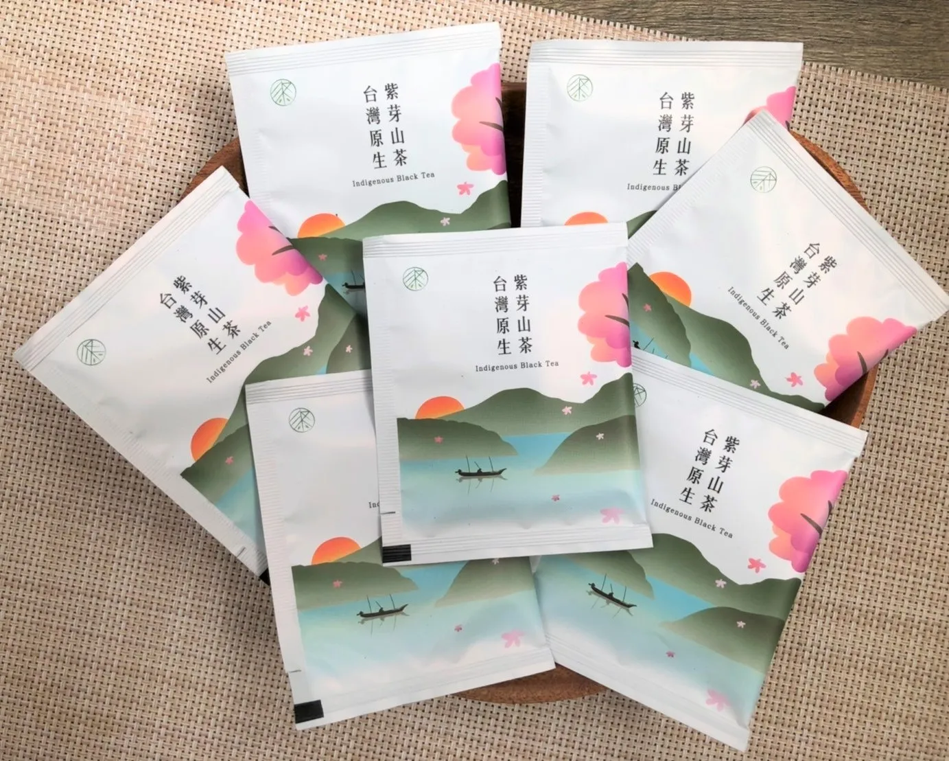 
Taiwanese Black Tea High Quality Tea bags ASSAM Natural honey fragrance No pesticides 