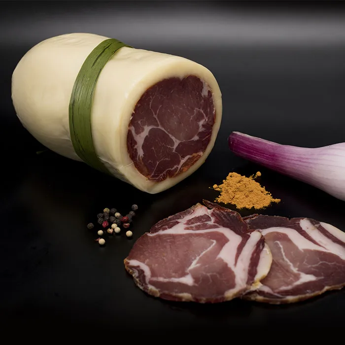 Premium quality Italian Cacio Capocollo salami and cheese 1000g