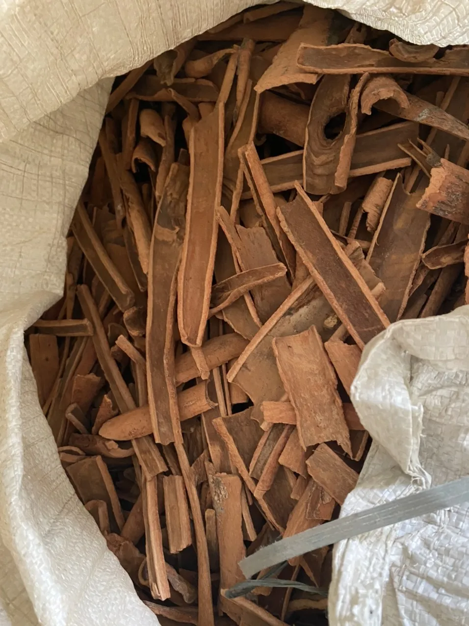 Лучшая цена корица циннамон сырье инструменты для приготовления трав и специй 0 сделано во Вьетнаме