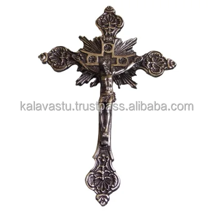 Best Quality of White metal Religious Cross in silver finish Decorative Wall Cross Metal Decorations for Home