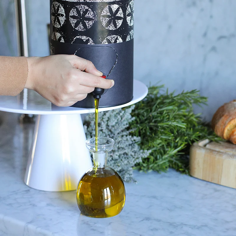 Высшее качество Сделано в Италии Extravirgin пакет из смеси оливкового масла тубе 3lt готовый к отправке