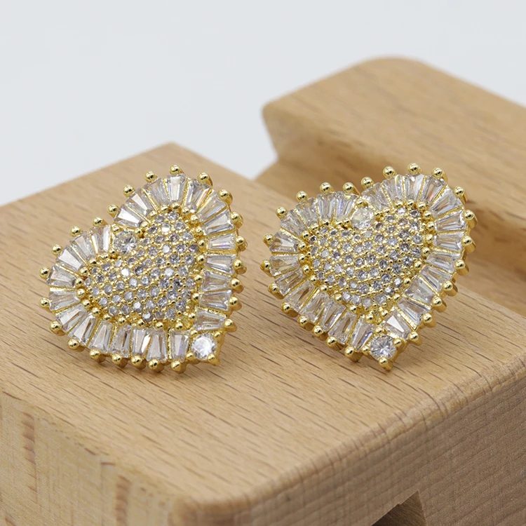 Romantic heart gold brass cz stud earrings 2020 fashion women fashion earrings