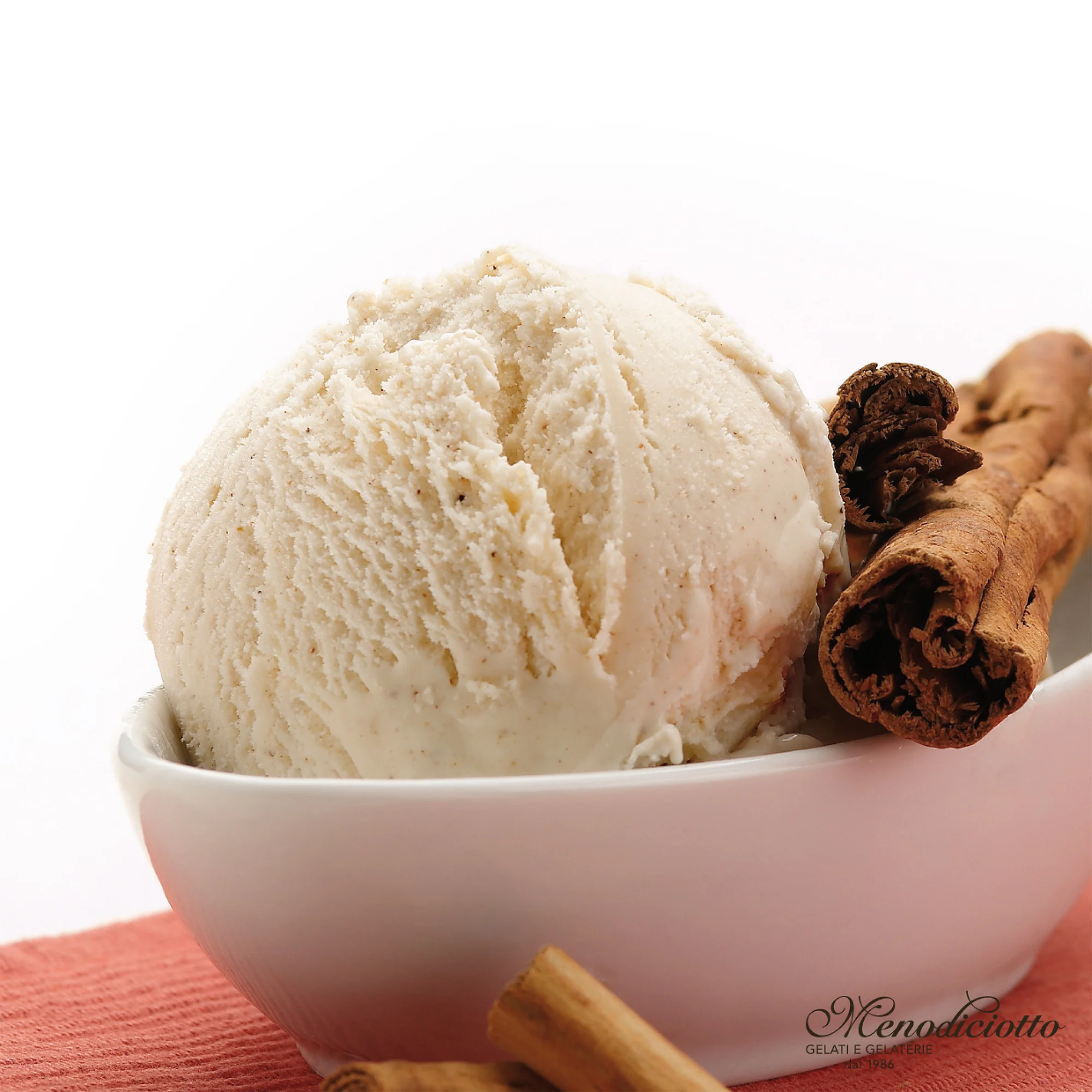 
Ice cream for HORECA and ICE CREAM SHOP - 5Lt tub Cinnamon 