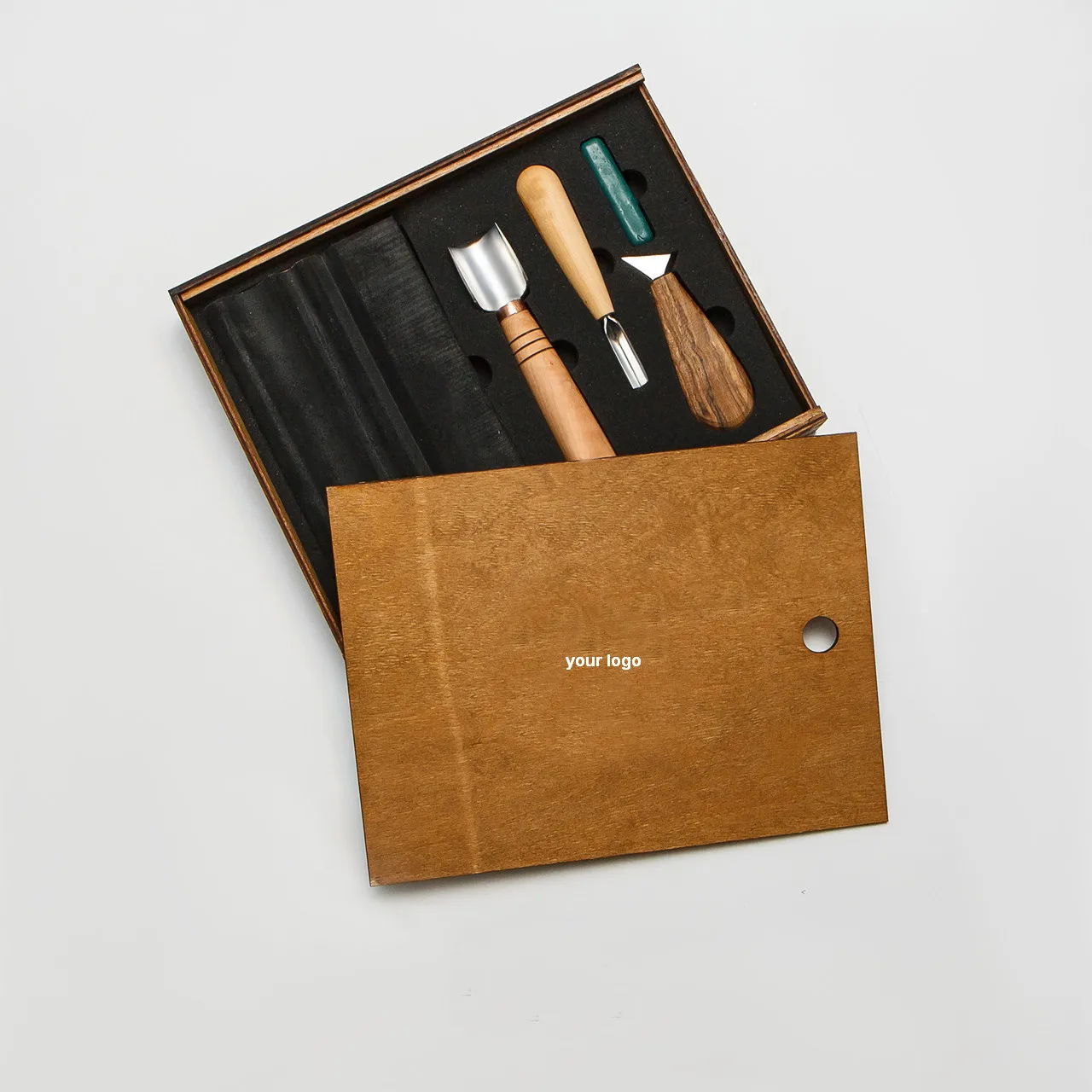 Chip carving sets for beginners