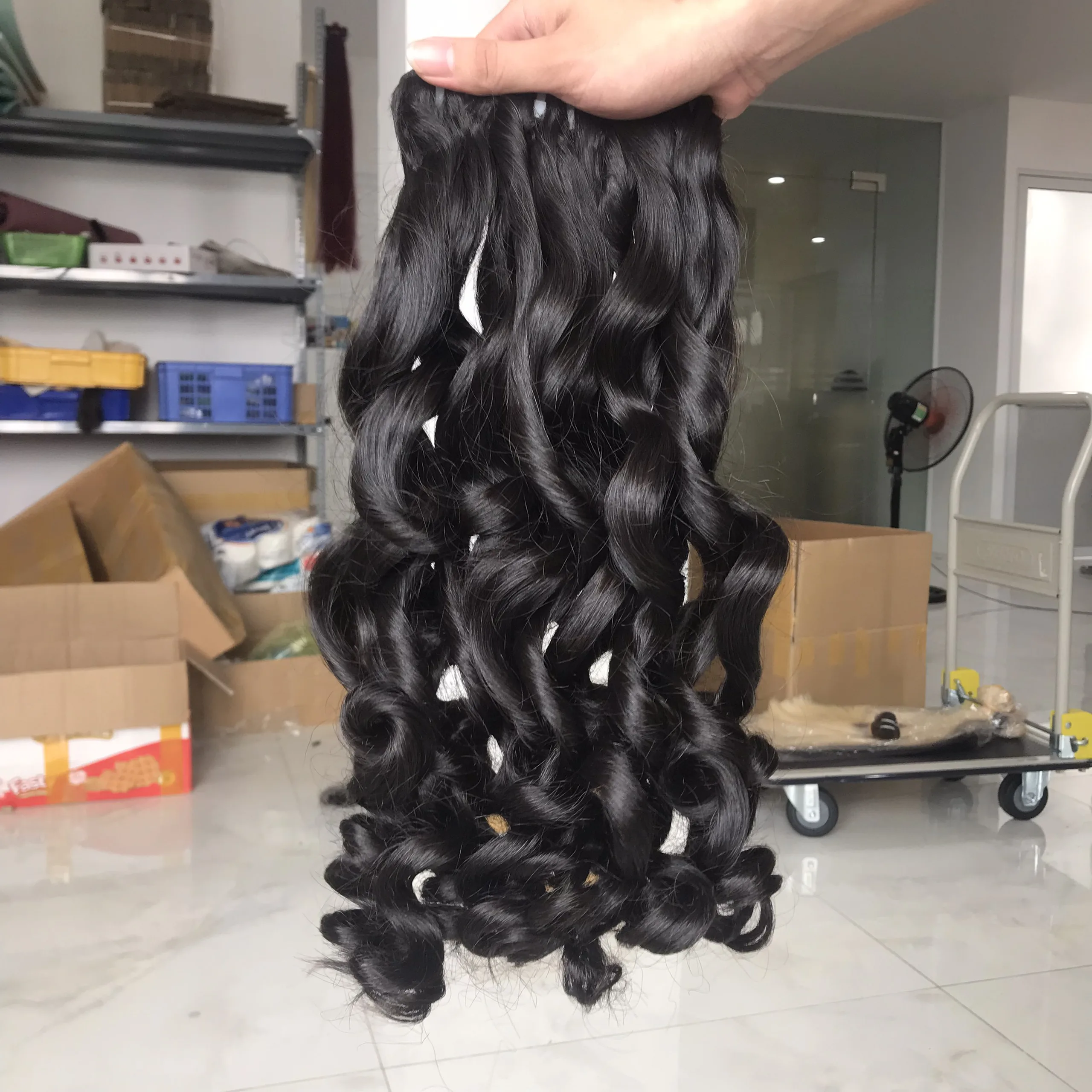 Океана волнистые 8 '-32' Virgin (не подвергавшиеся химическому воздействию) для наращивания с ненарушенным слоем кутикулы 12A человеческие волосы пучки волос Девы лучшее качество необработанные Вьетнам