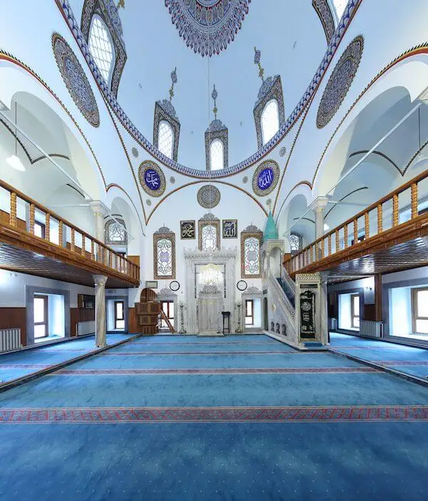 Mosque carpets in our stocks; fast delivery reasonable price, with less wastage according to the size, an average of 20% price