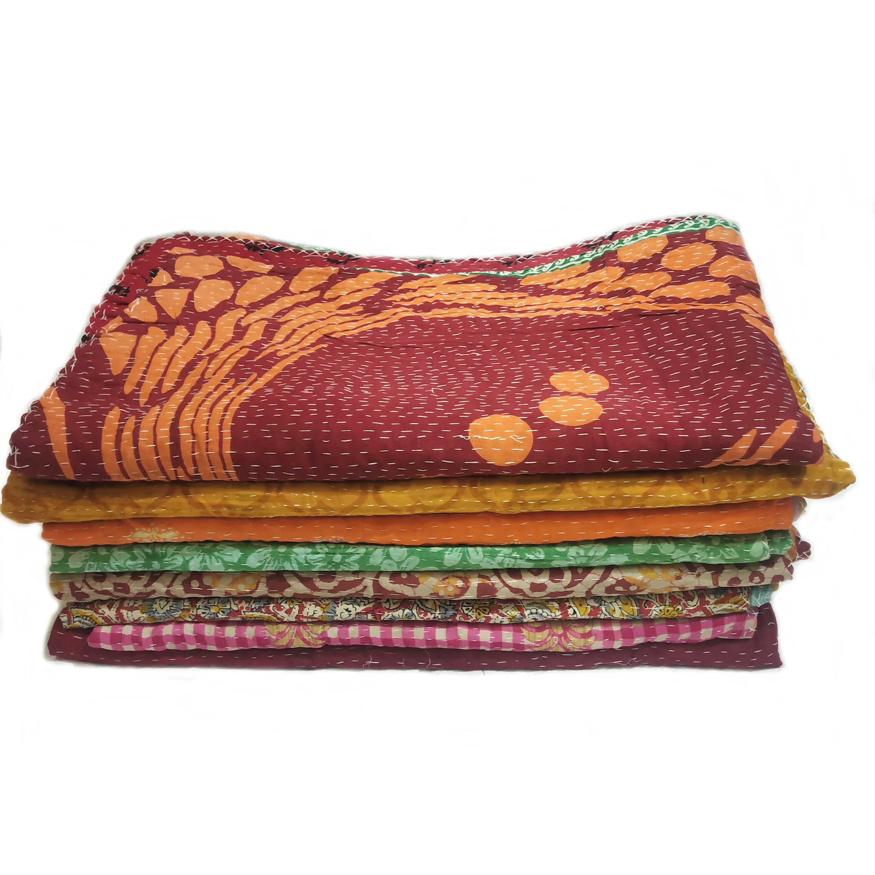 Винтажное одеяло Kantha Sari из переработанного материала лоскутное