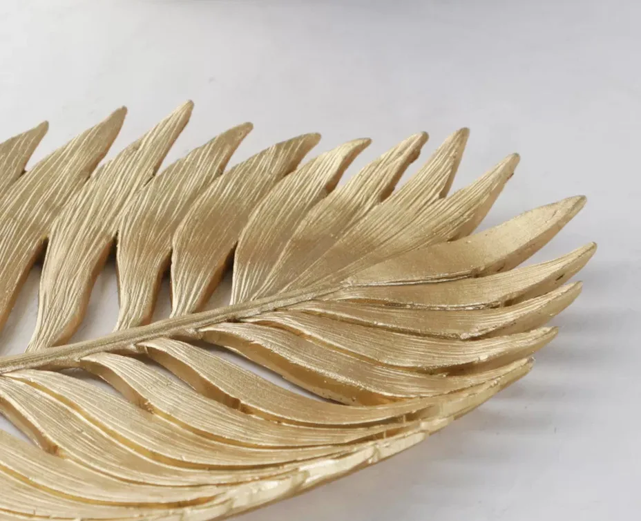 Metal  Leaf Decorative Sculpture Home Decor Gold Pieces Interior Nordic Table Living Room Accessories Modern Crystal Luxury Deco