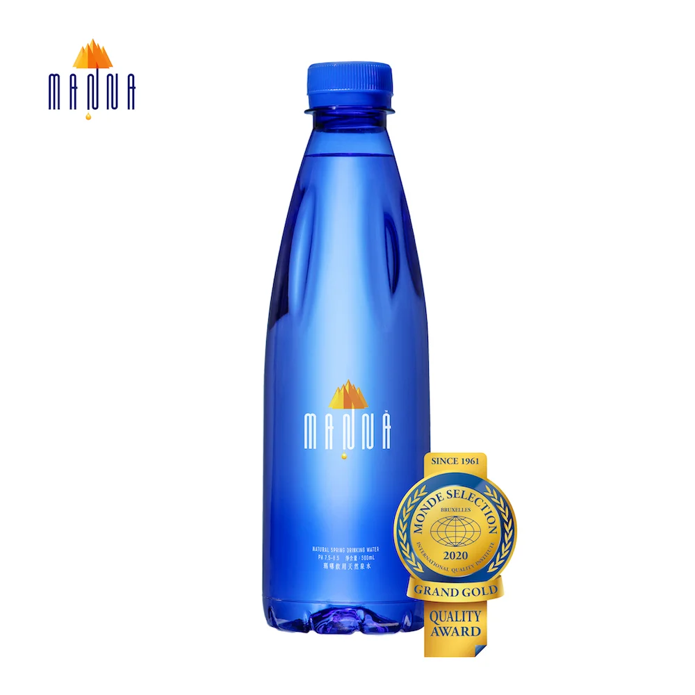 Natural healthy alkaline pH8.4 cold spring high quality blue bottled water