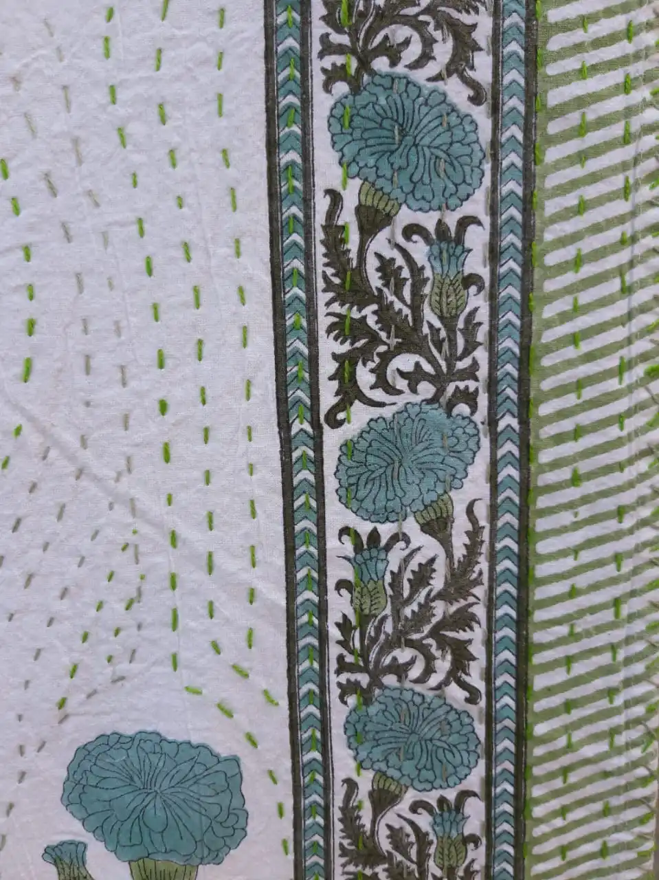 Красивое хлопковое покрывало для кровати с ручной вышивкой и принтом