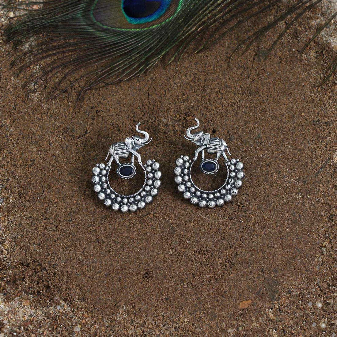 Latest Exclusive Designer Fashion Jewellery Light Weight Glass Stone Oxidised Earring With Elephant Charms Silver Plated