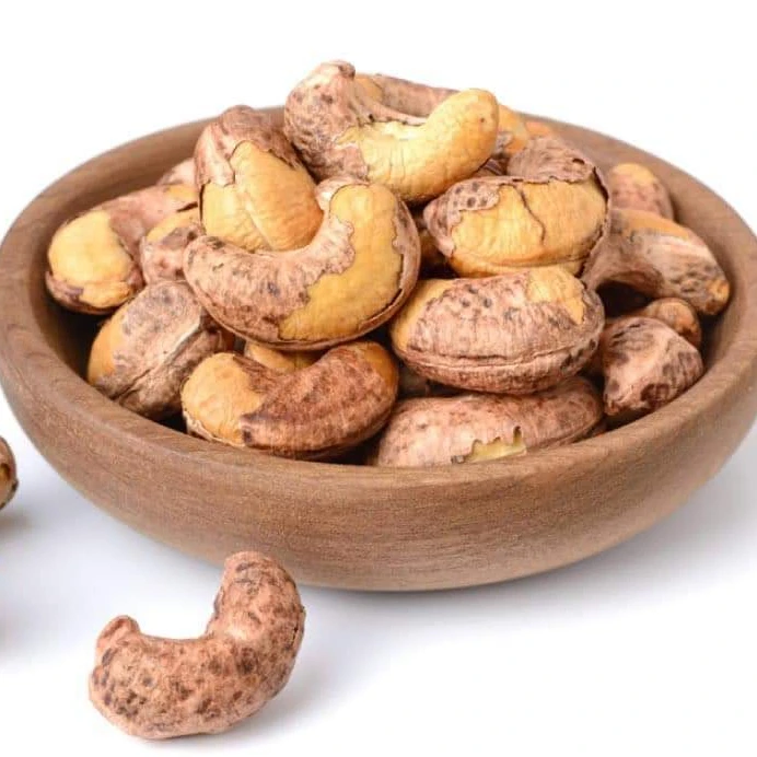 Cashew Nuts roasted with Salt good price , contact +84334800335 whatsapp