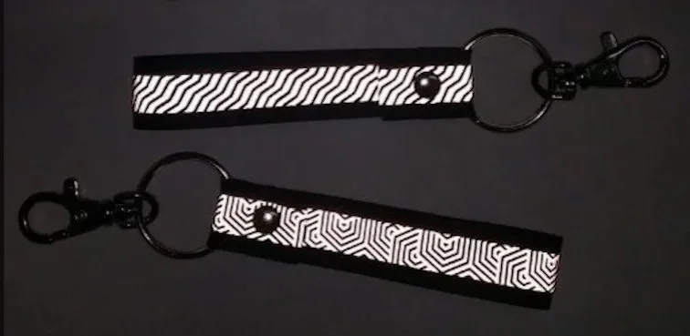 Fashion Reflective Personal Safety Souvenir Key Chain