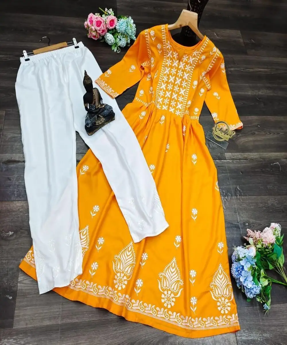 Latest new rich look kurti with beautiful work wholesale lowest price textile market surat