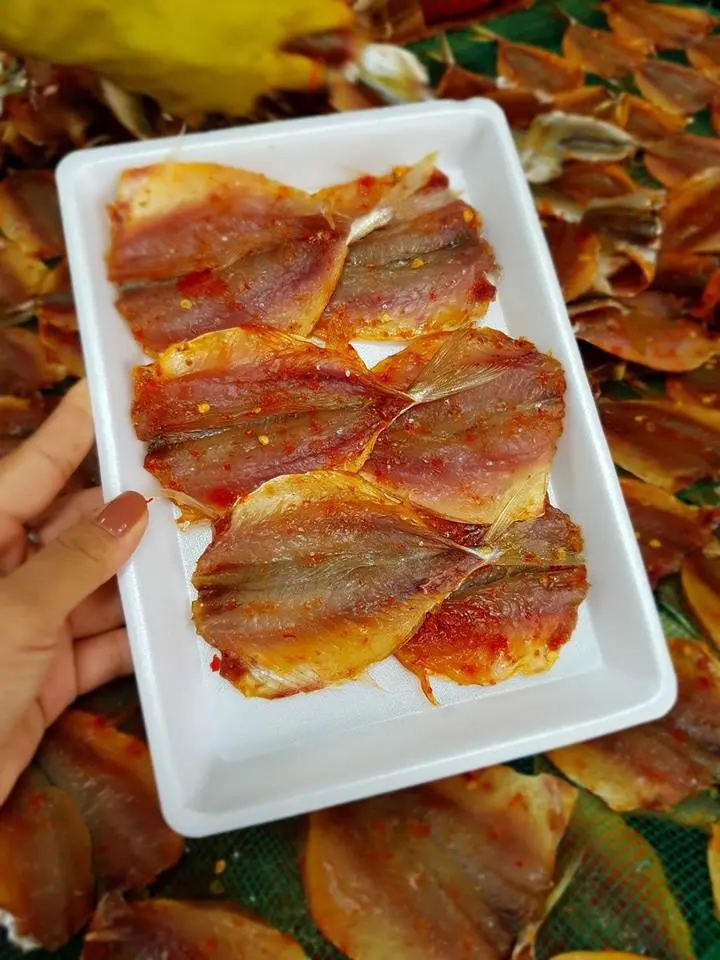 VIETNAMESE HIGH QUALITY SEAFOOD / SUNDRIED YELLOW STRIPE TREVALLY FISH FOR SALE WITH GOOD PRICE + 84 966722357