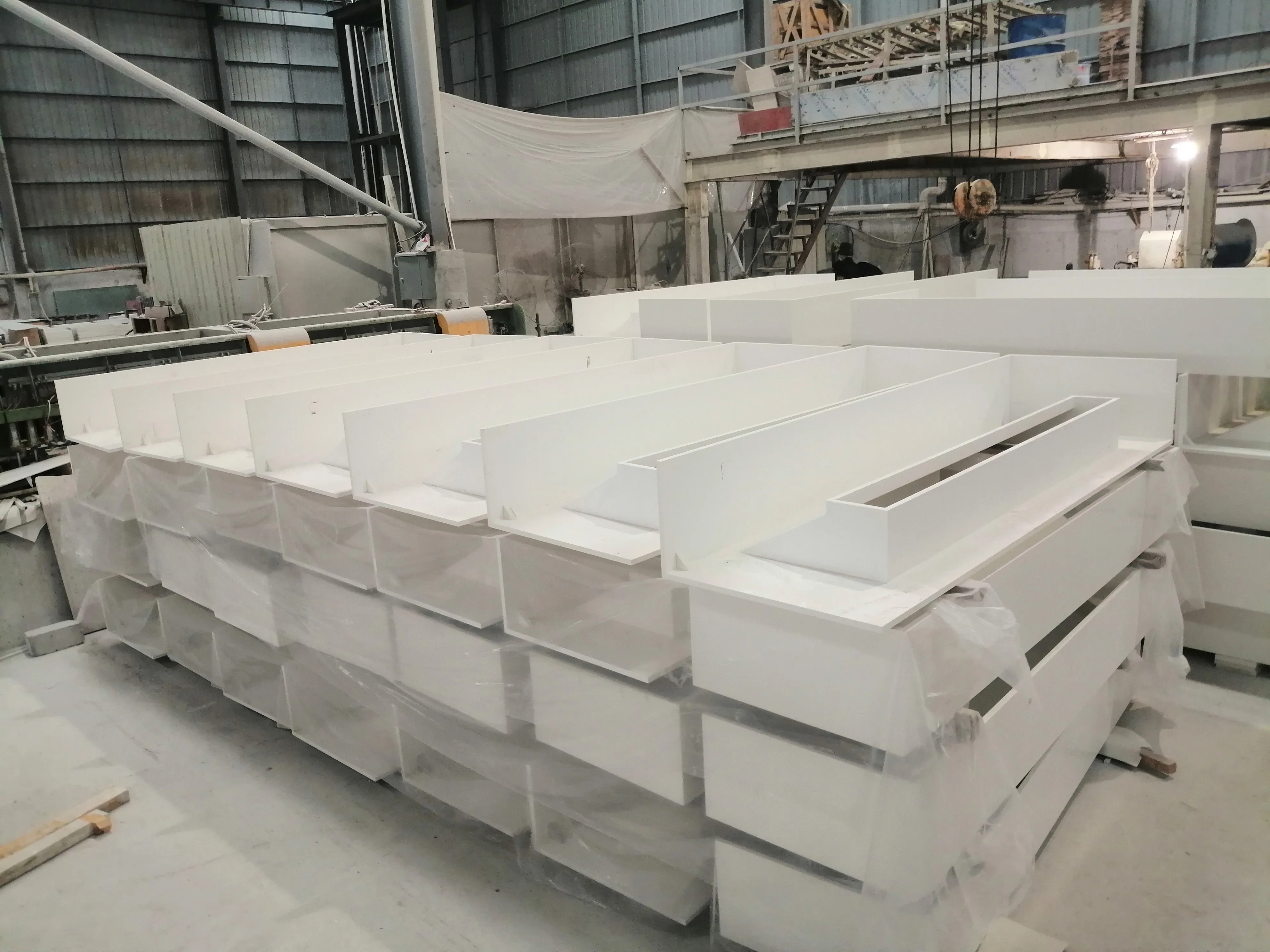 Factory Direct Sales Countertop Worktop Artificial Quartz Marble Look Stone Slabs Calacatta  Quartz Stone