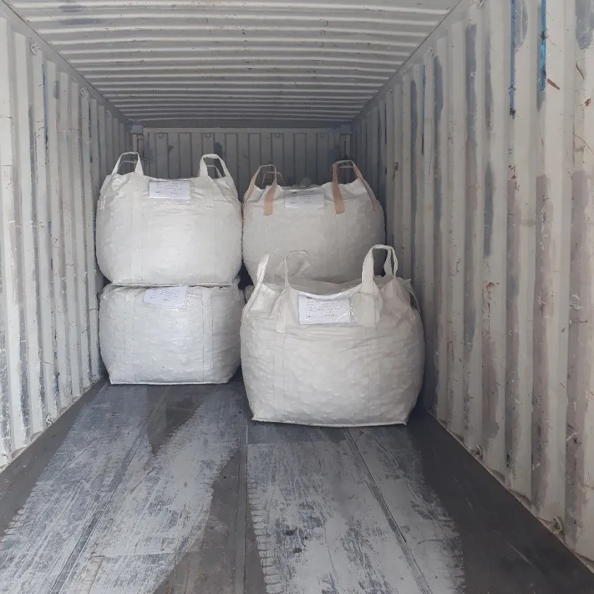 Pure white tumbled Snow white pebble stone small size