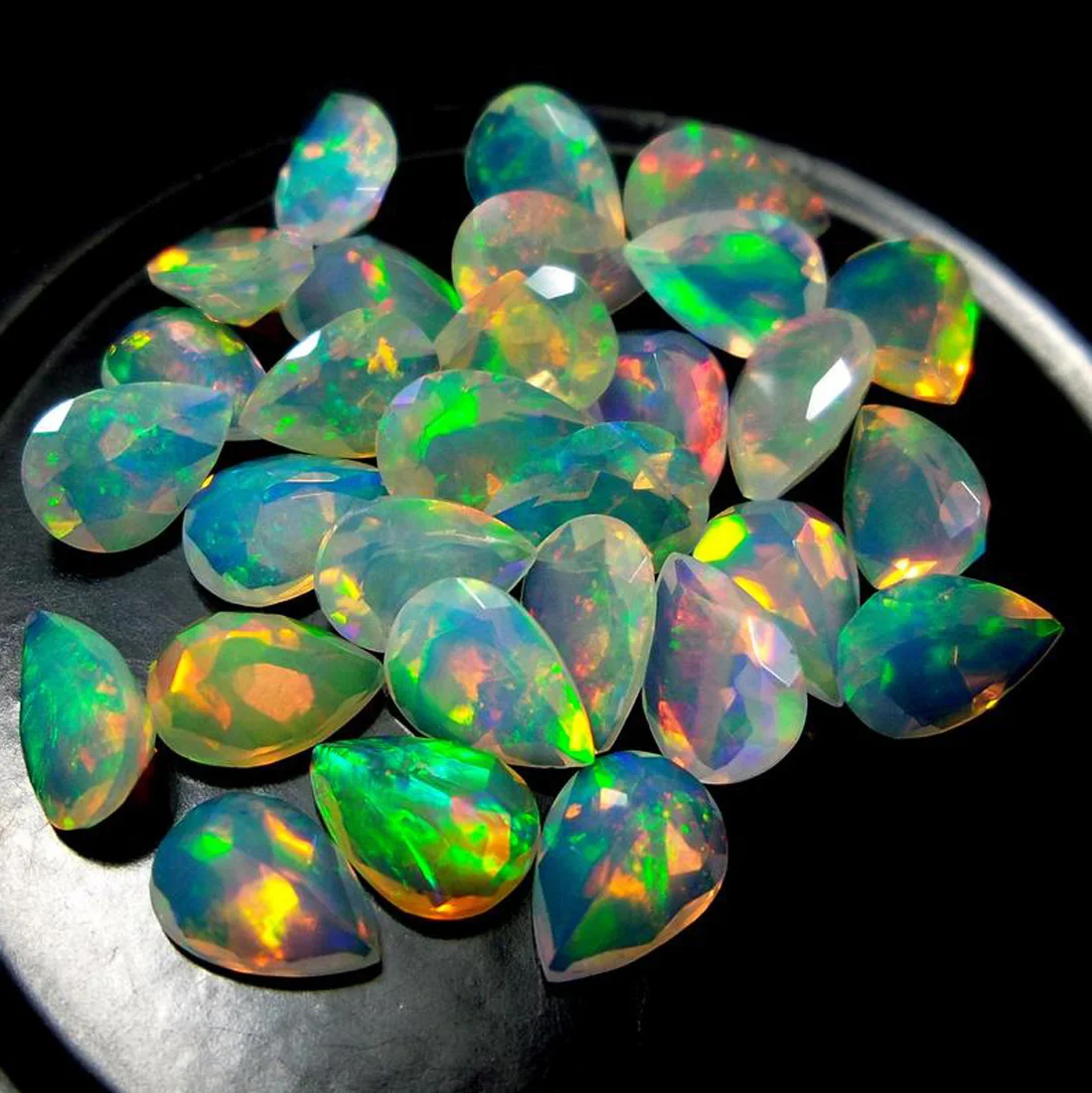 Незакрепленный драгоценный камень с эфиопским