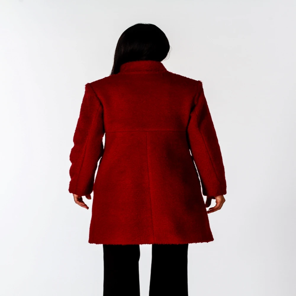 High Quality Made in Italy Red Coat for Chic Women for Every Day
