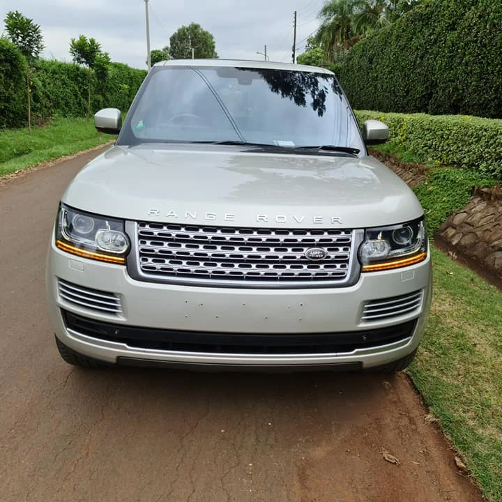 FAIRLY USED 2015 LAND ROVER RANGE ROVER EVOQUE RANGE ROVER EVOQUE 2.0 TSS