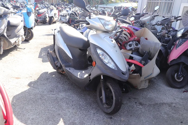 
Used Kymco V2 125 Scooter Motorcycle from Taiwan 