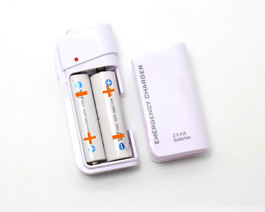 Replaceable Battery Phone Charger Power Bank for Samsung Mi etc. Cell Phone Portable Charging 2 AA Battery Emergency Charger