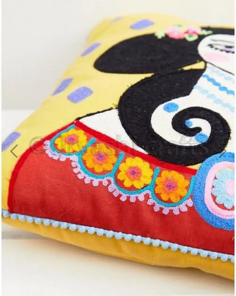 Indian Ethnic Hand Embroidered Printing Cushion Cover Beautiful All Around Pom Pom Lace Modern Cushion Cover