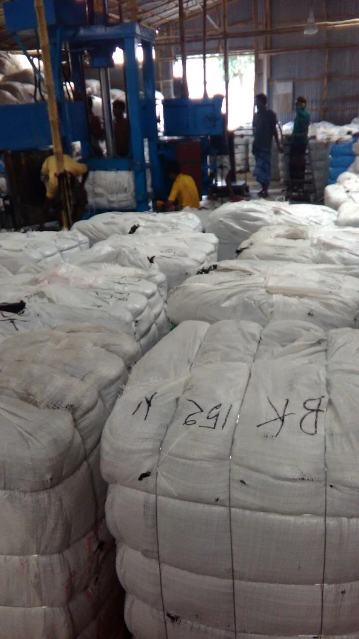 HIGH QUALITY WHITE COTTON KNIT FABRICS WASTE A GRADE RAGS  FOR RECYCLE FROM BANGLADESH BEST QUALITY