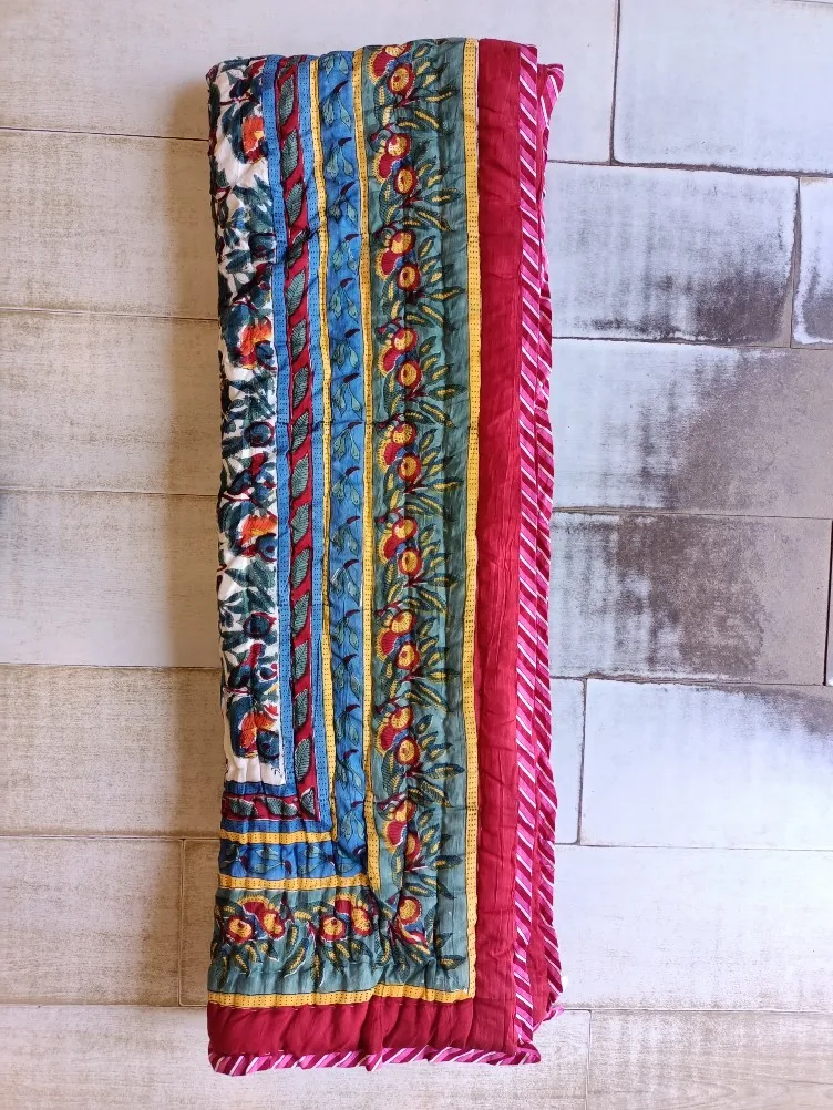 Luxurious Hand Block Printed Quilted Quilts For Home Bedding & Living Decor, Colorful Print Blanket & Comforter For Home Textile